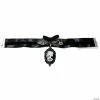 Cameo Hand Velvet Choker