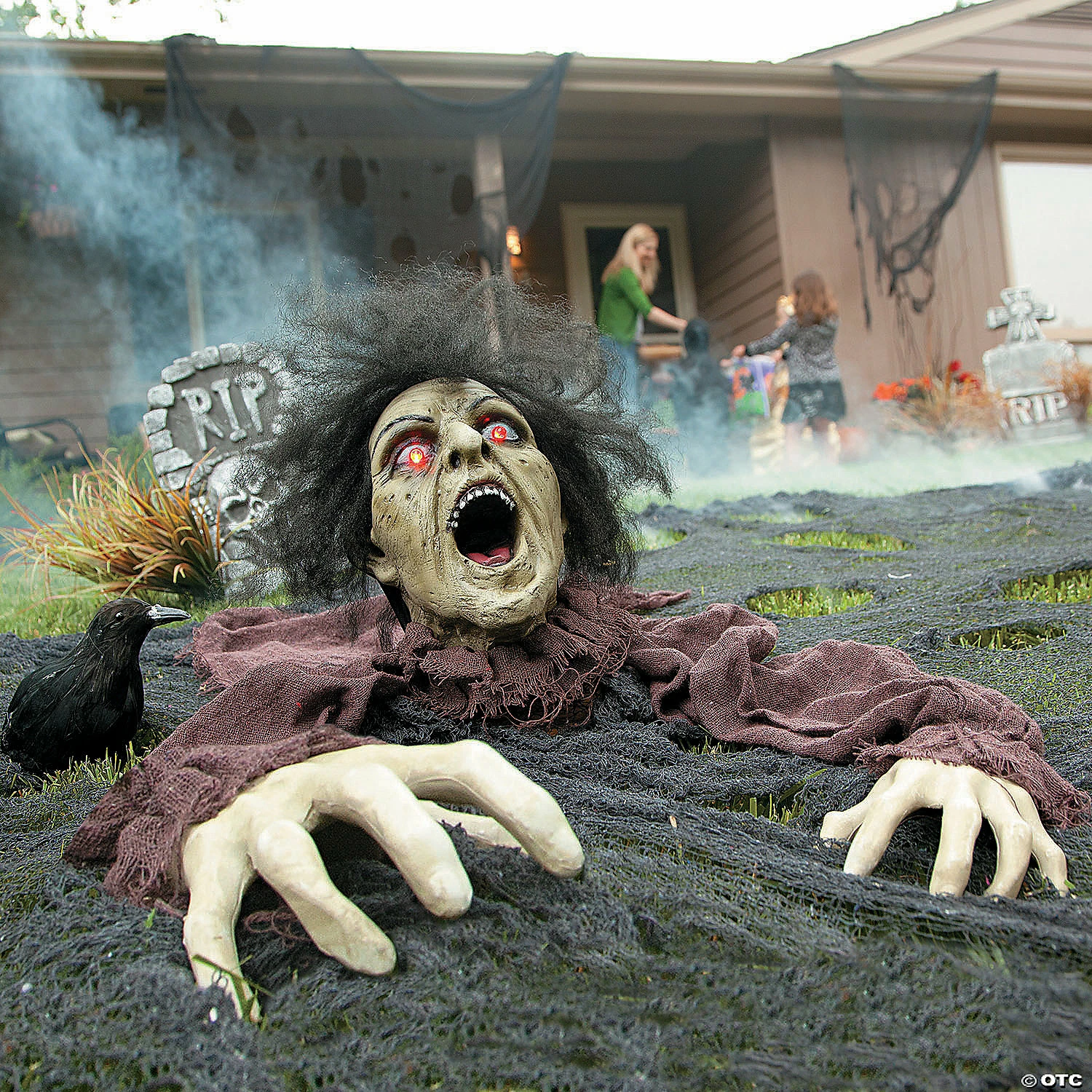 Clawing Zombie Groundbreaker with LED Eyes Halloween Decoration - Image 3