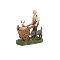 Department 56 Halloween Village Rat-Catcher Figurine 6007276